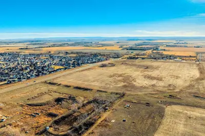 alt="Aerial shot of Medicine Hat"