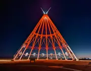 alt="Saamis Tepee Lit Orange"